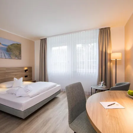 Linderhof 4*