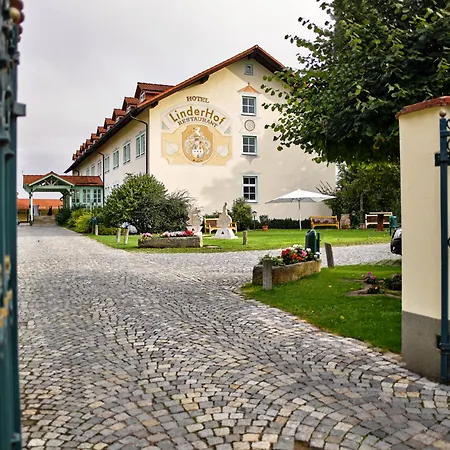 Linderhof Hotel