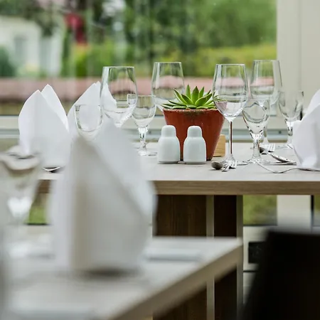 Linderhof Hotel