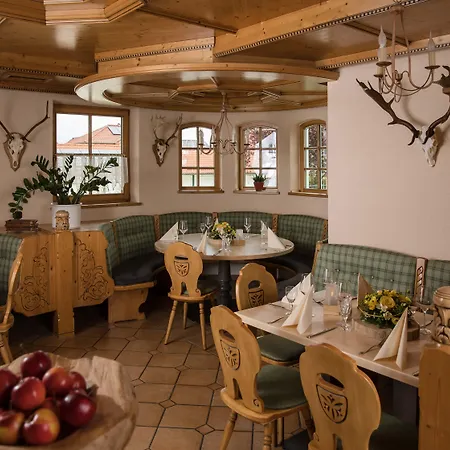 Linderhof 4*