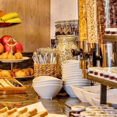 Linderhof Hotel 4*