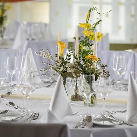 Linderhof Hotel