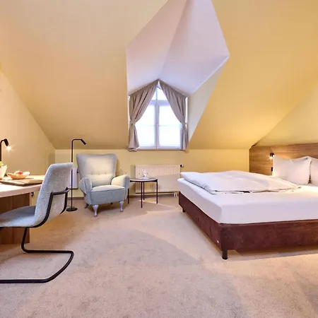 Linderhof 4* Эрфурт
