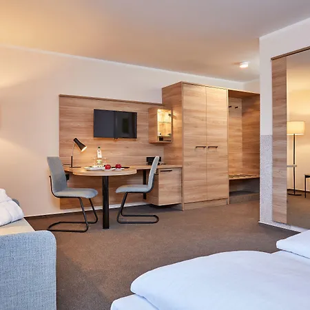 Linderhof Hotel 4*