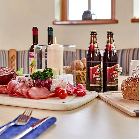 Hotel Linderhof 4*